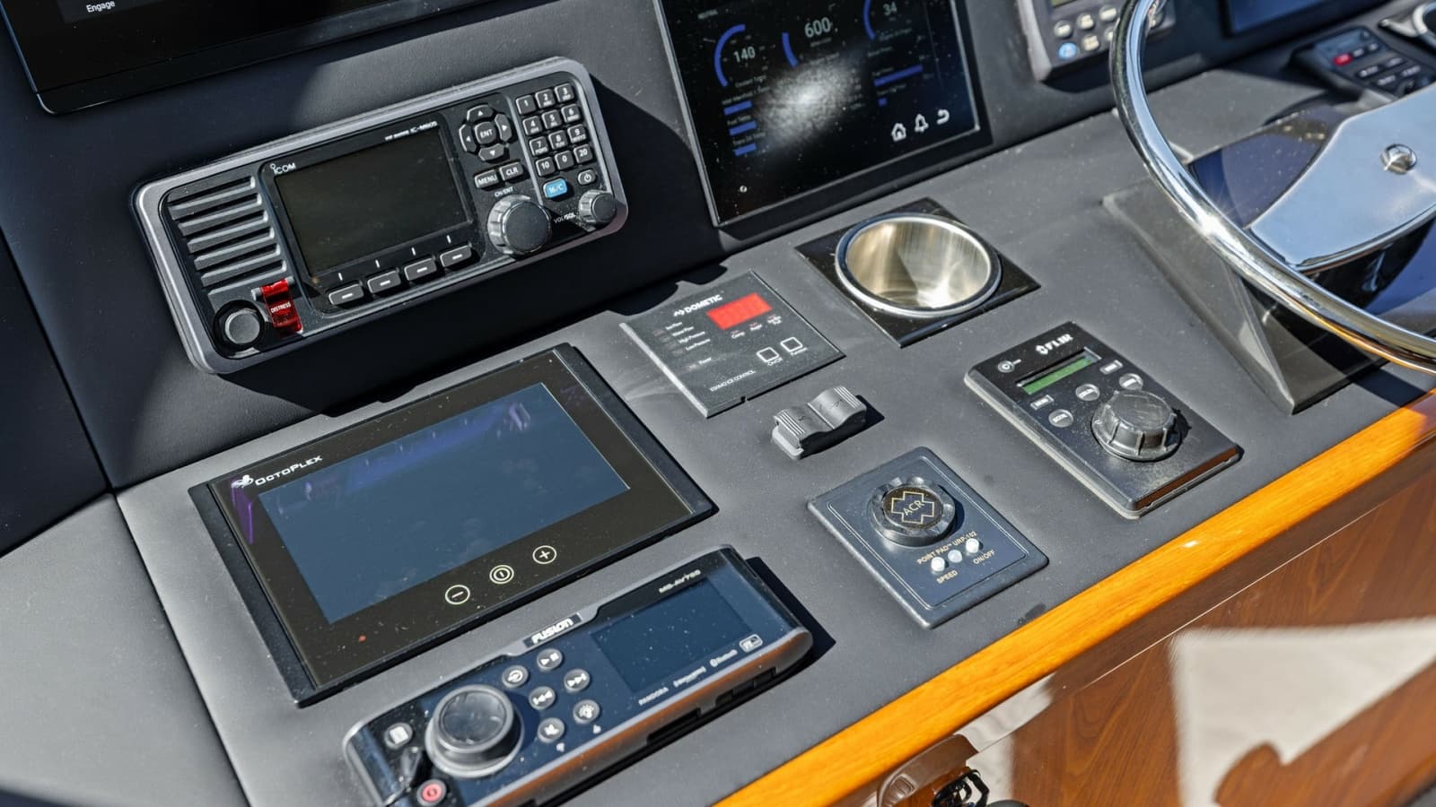 Helm Station with Advanced Electronics
