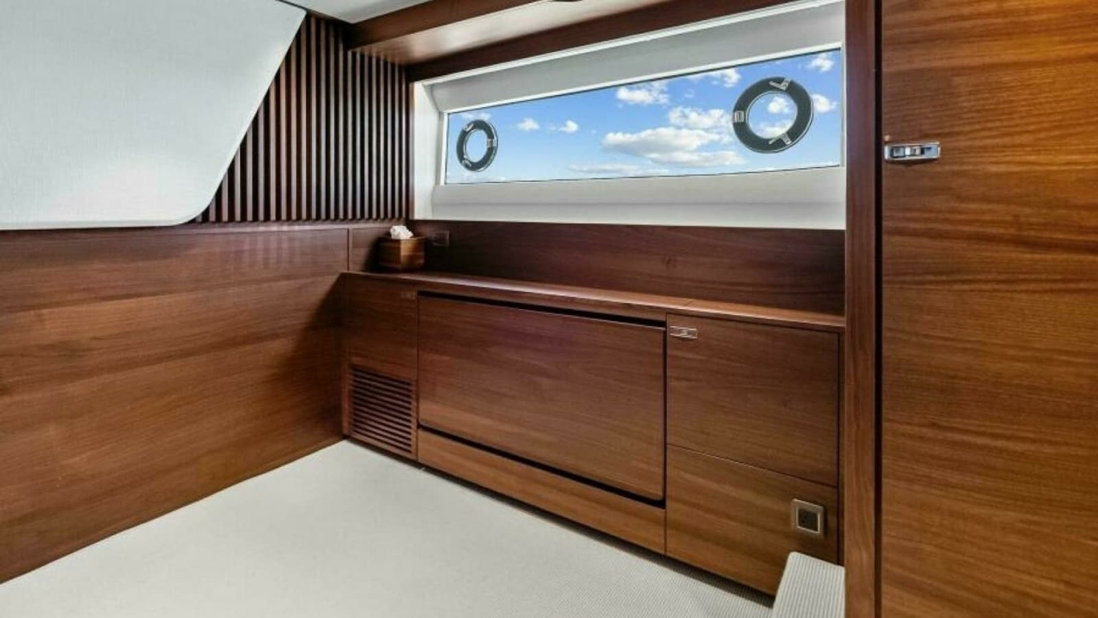 2024 Princess Y72 Motor Yacht