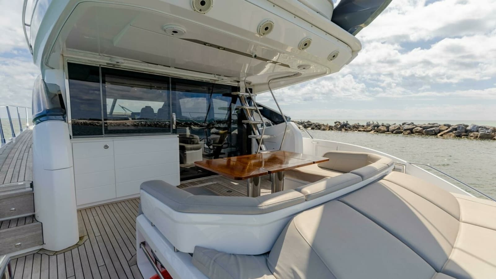 2019 Princess S65-CREWSZING- Aft Deck