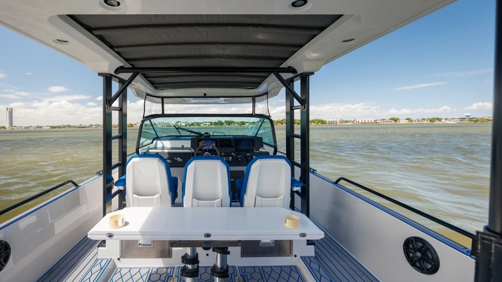 2019 Axopar 37 Sun Top
