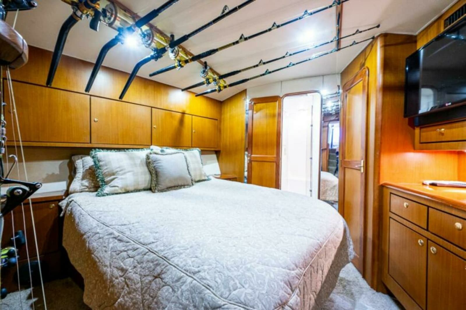 1999 Ocean Yachts 60 Convertible