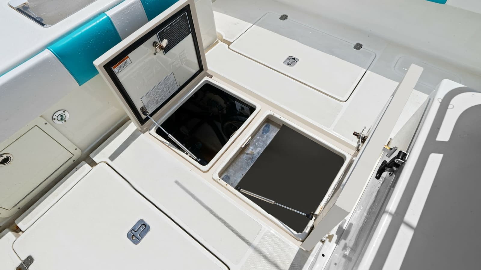 Aft Deck with Storage Compartments