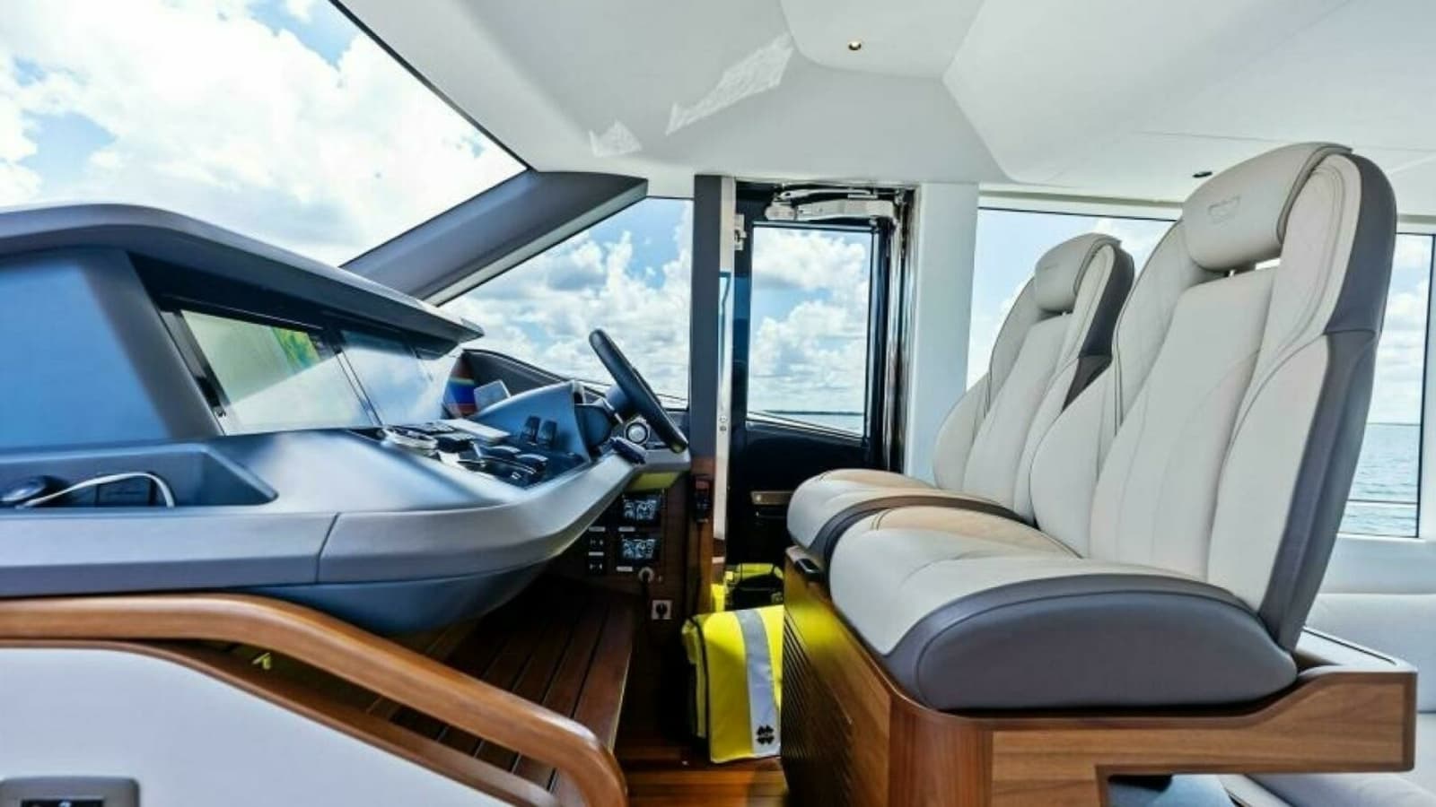 2024 Princess Y72 Motor Yacht