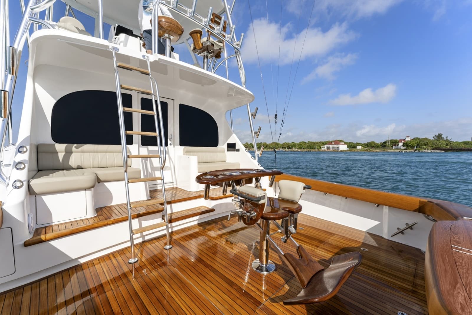 2027 Viking 50 Billfish