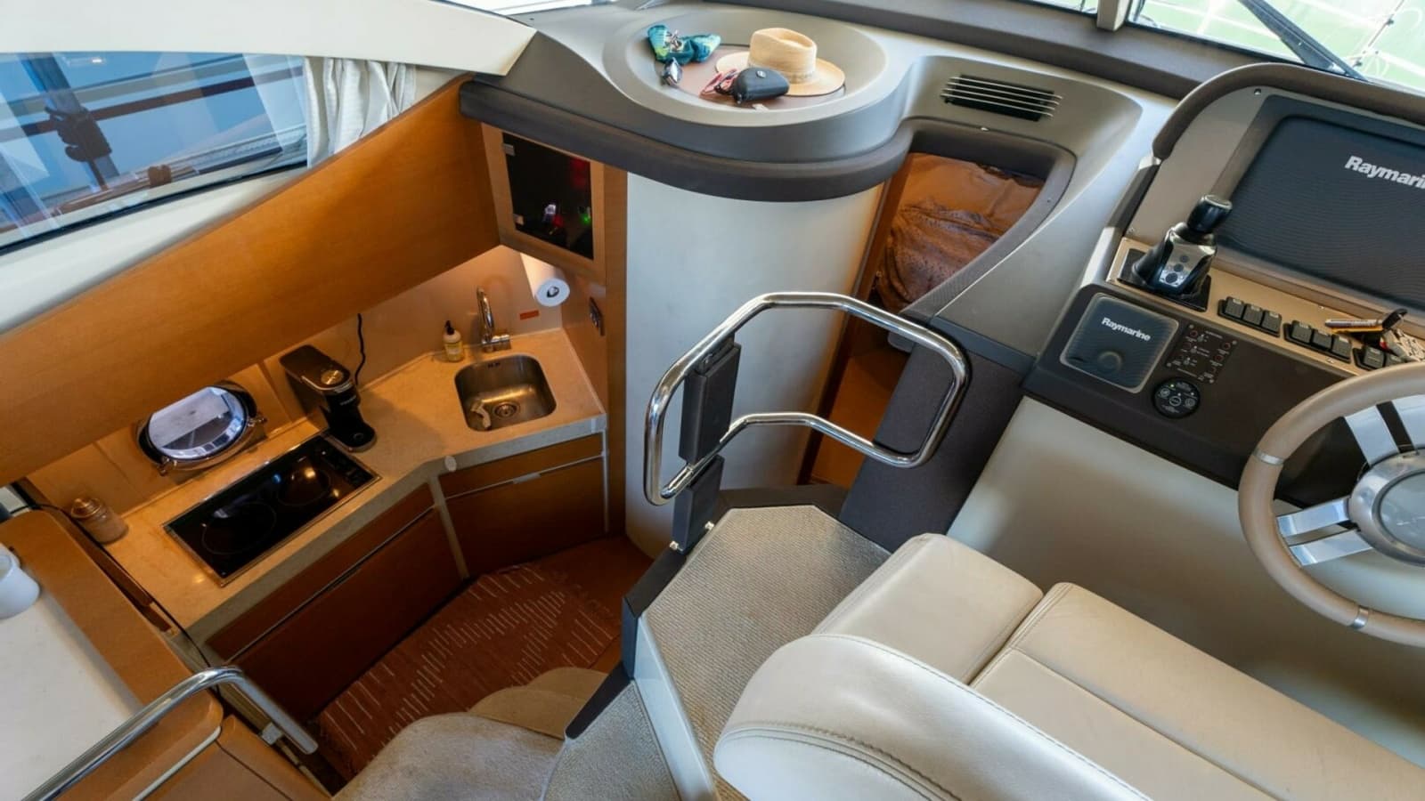 2013 Azimut 40 Flybridge