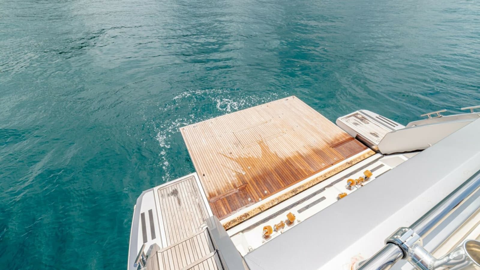 2017 Azimut 77 "Carpe Diem"