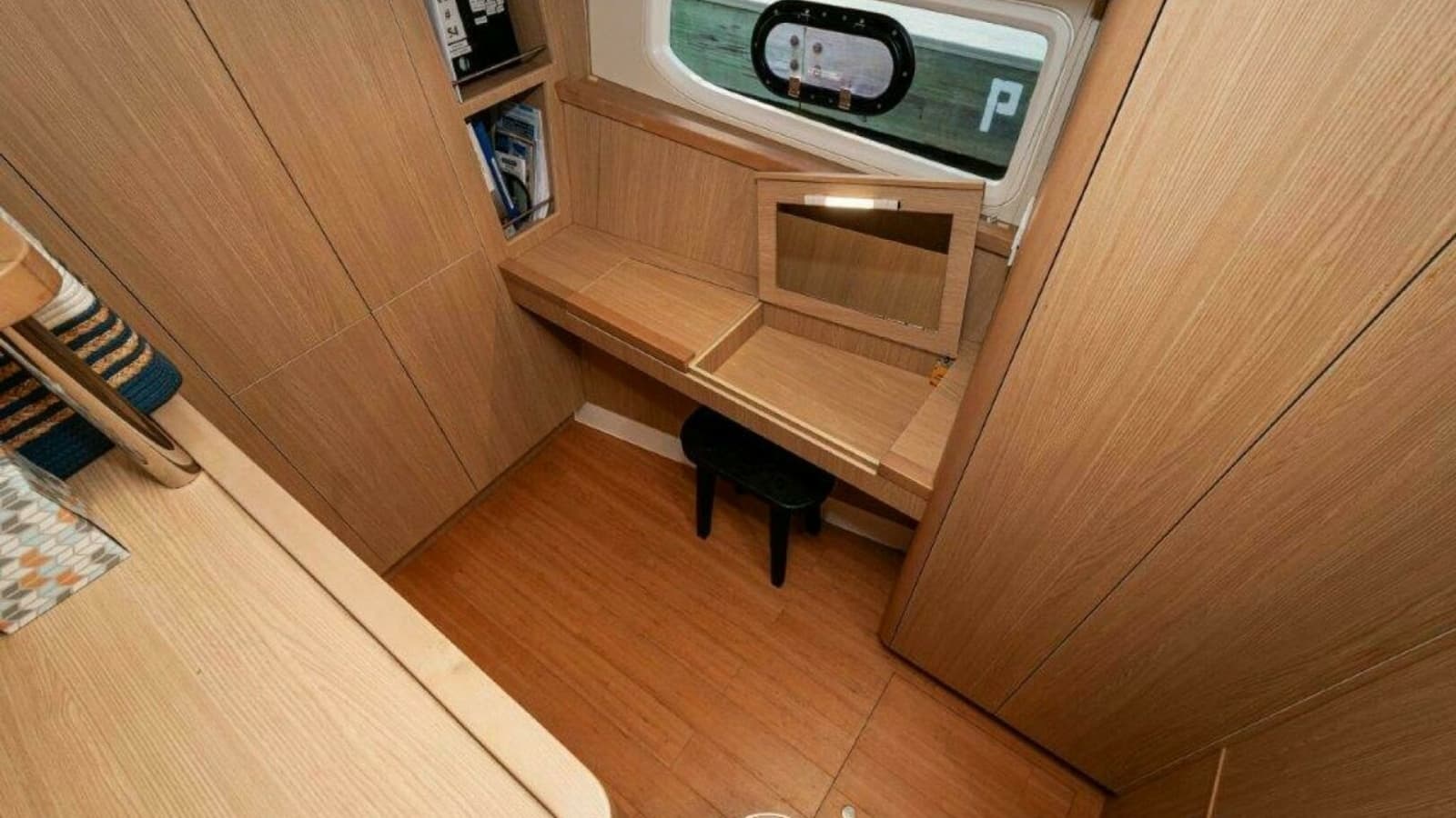 2018 Aquila 44 Catamaran- Master Stateroom 4