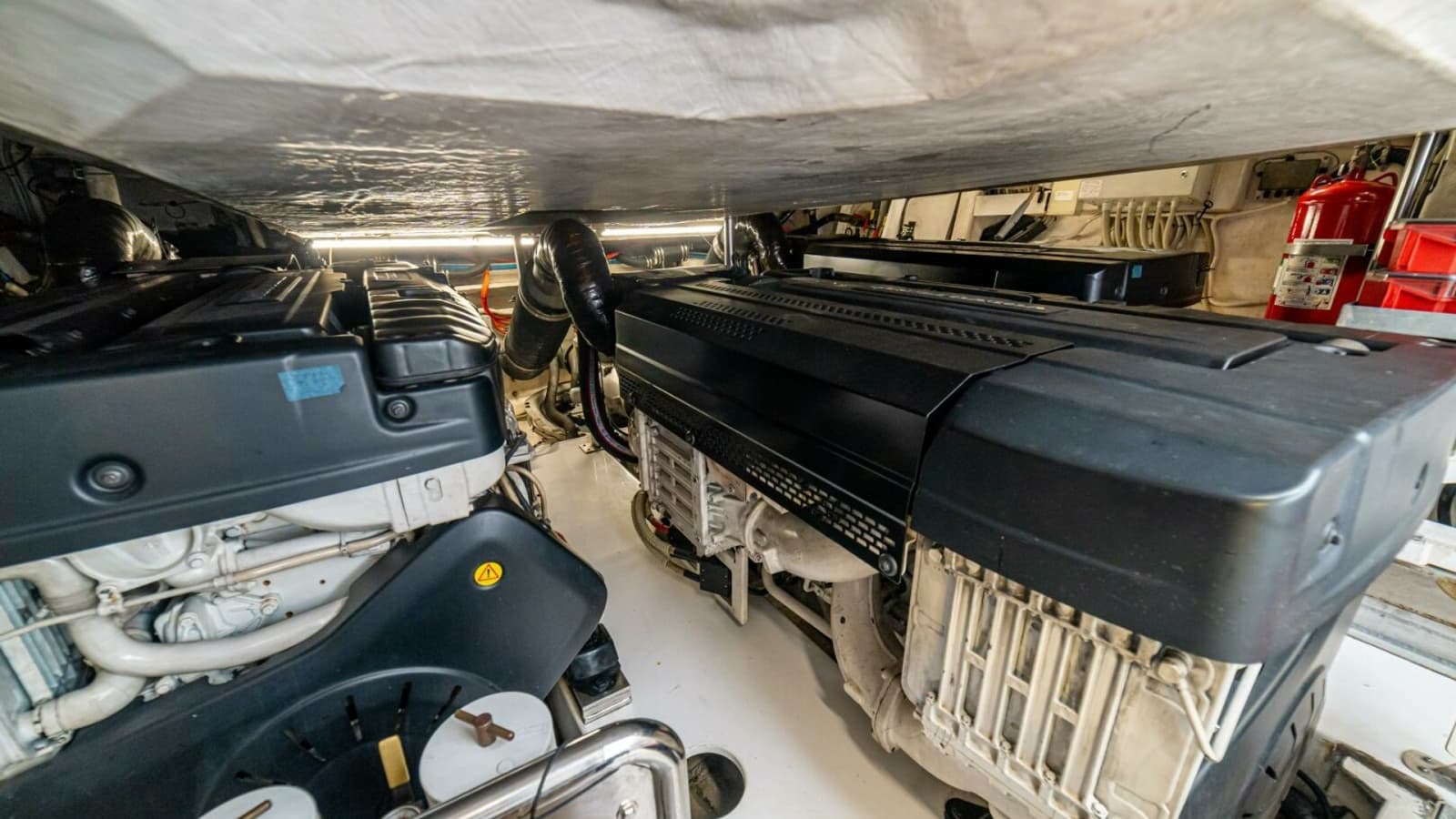 2017 Azimut 77 "Carpe Diem"