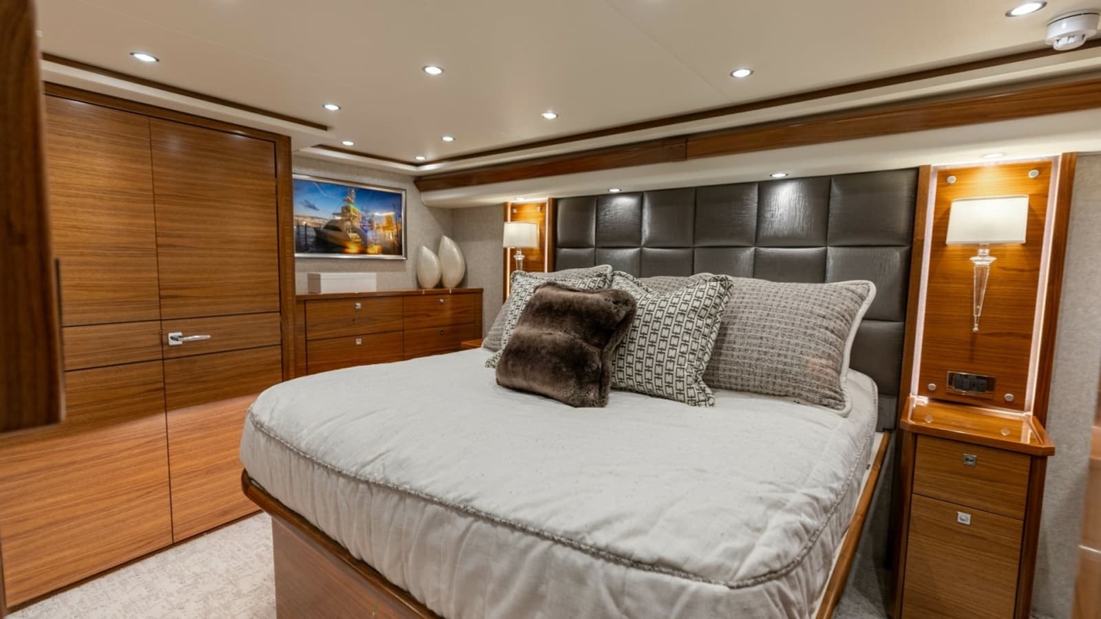 2023 Viking 72 Convertible- TEAM SUPREME- Master Stateroom