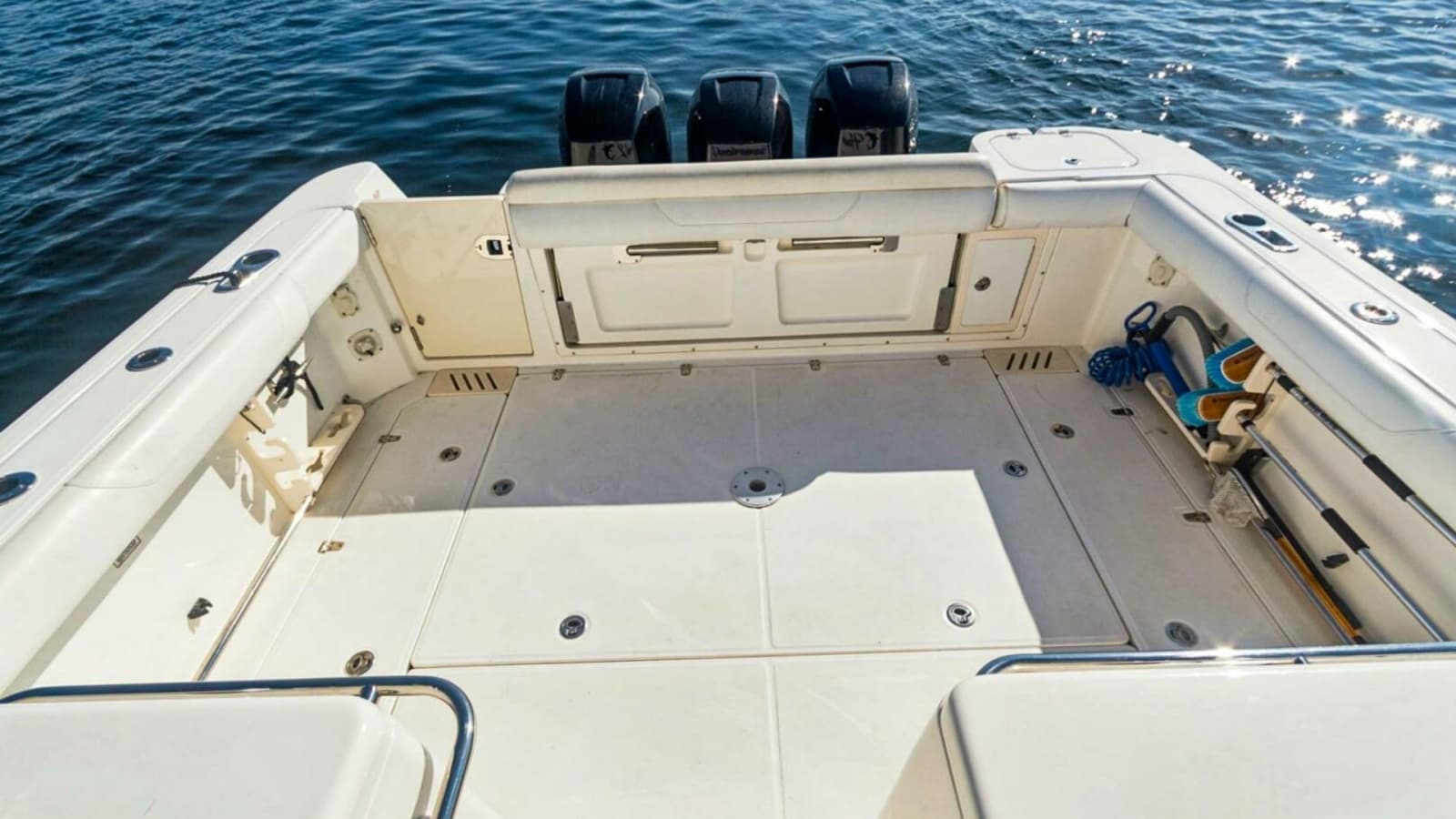 Spacious Aft Deck with Triple Engines