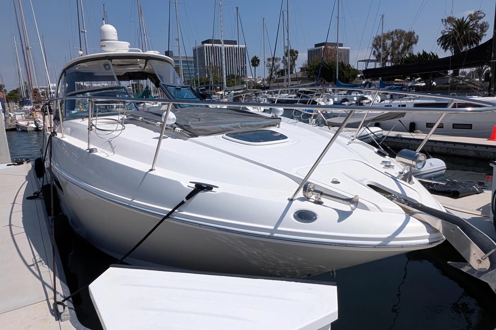 2009 Sea Ray 350 Sundancer