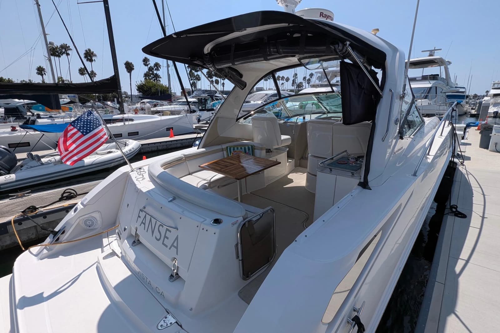 2009 Sea Ray 350 Sundancer