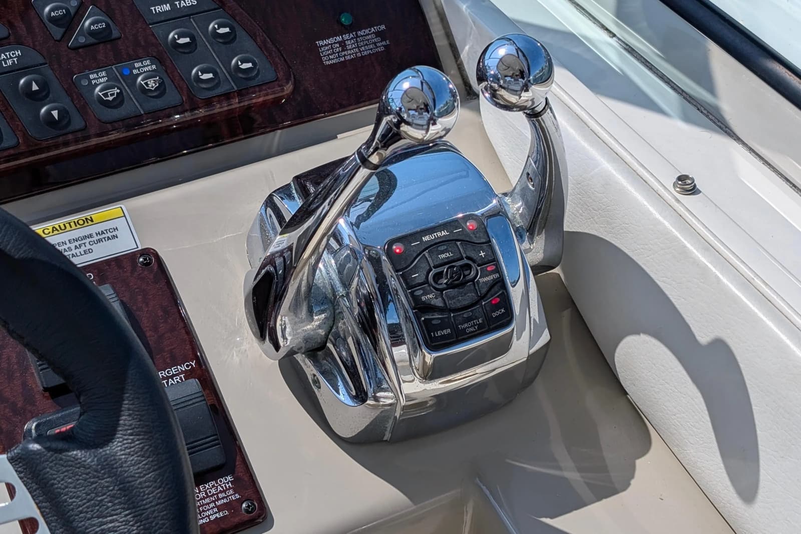 2009 Sea Ray 350 Sundancer