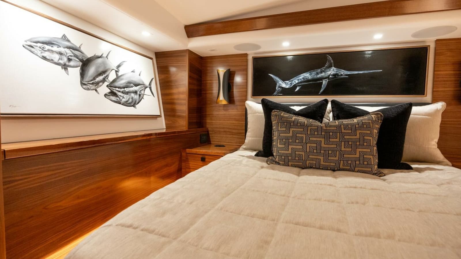 2025 82 Viking Convertible Boujie Starboard Stateroom (3)
