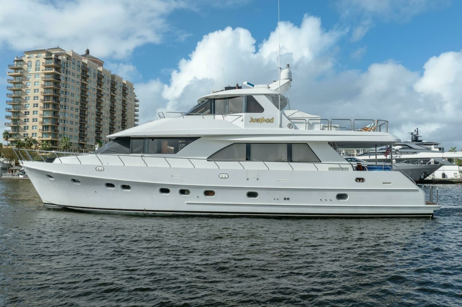 2005 Ocean Alexander 80 motoryacht