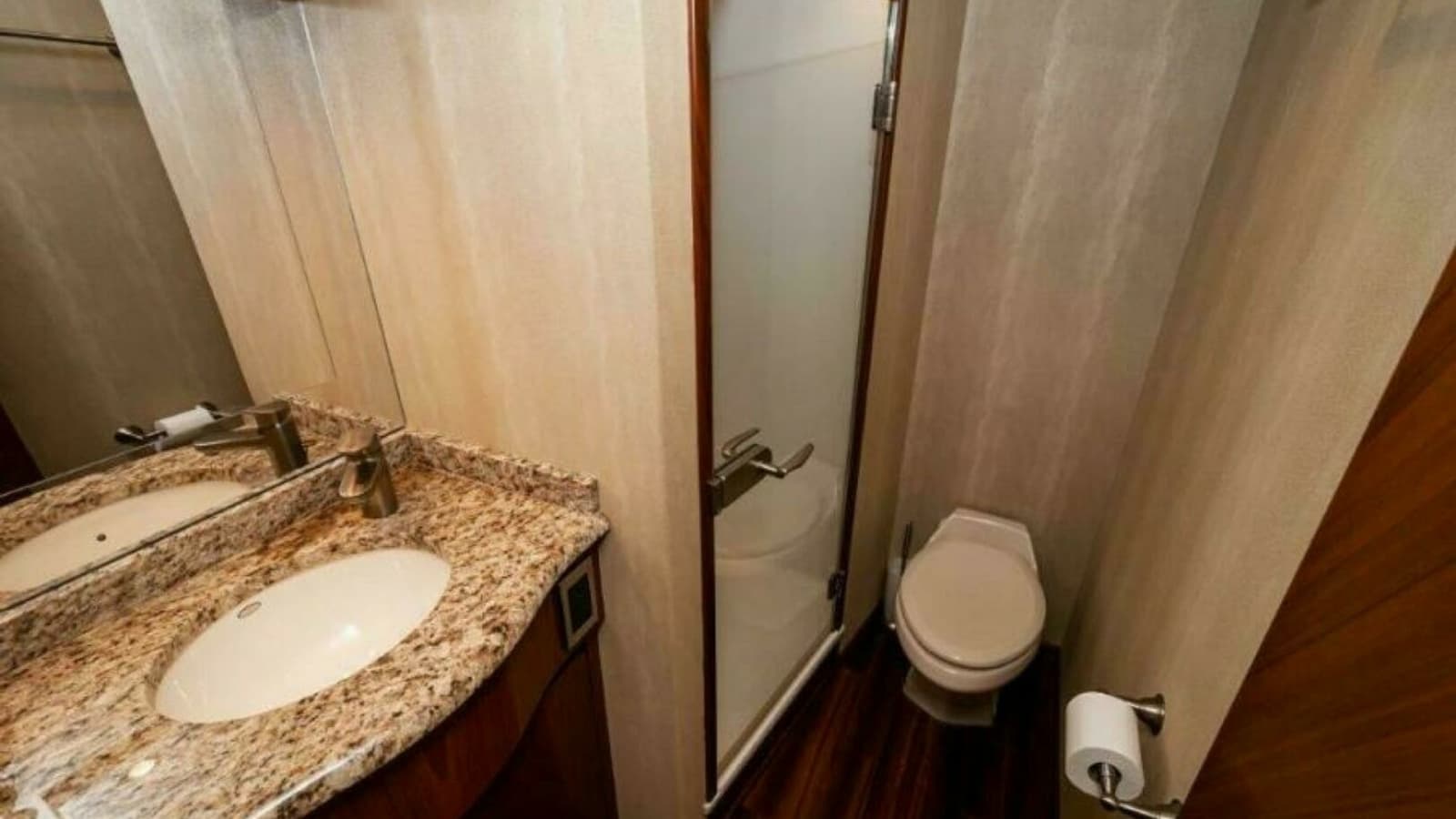 2012 76 Viking Sky Bridge Barefoot Drive Guest Head (2)