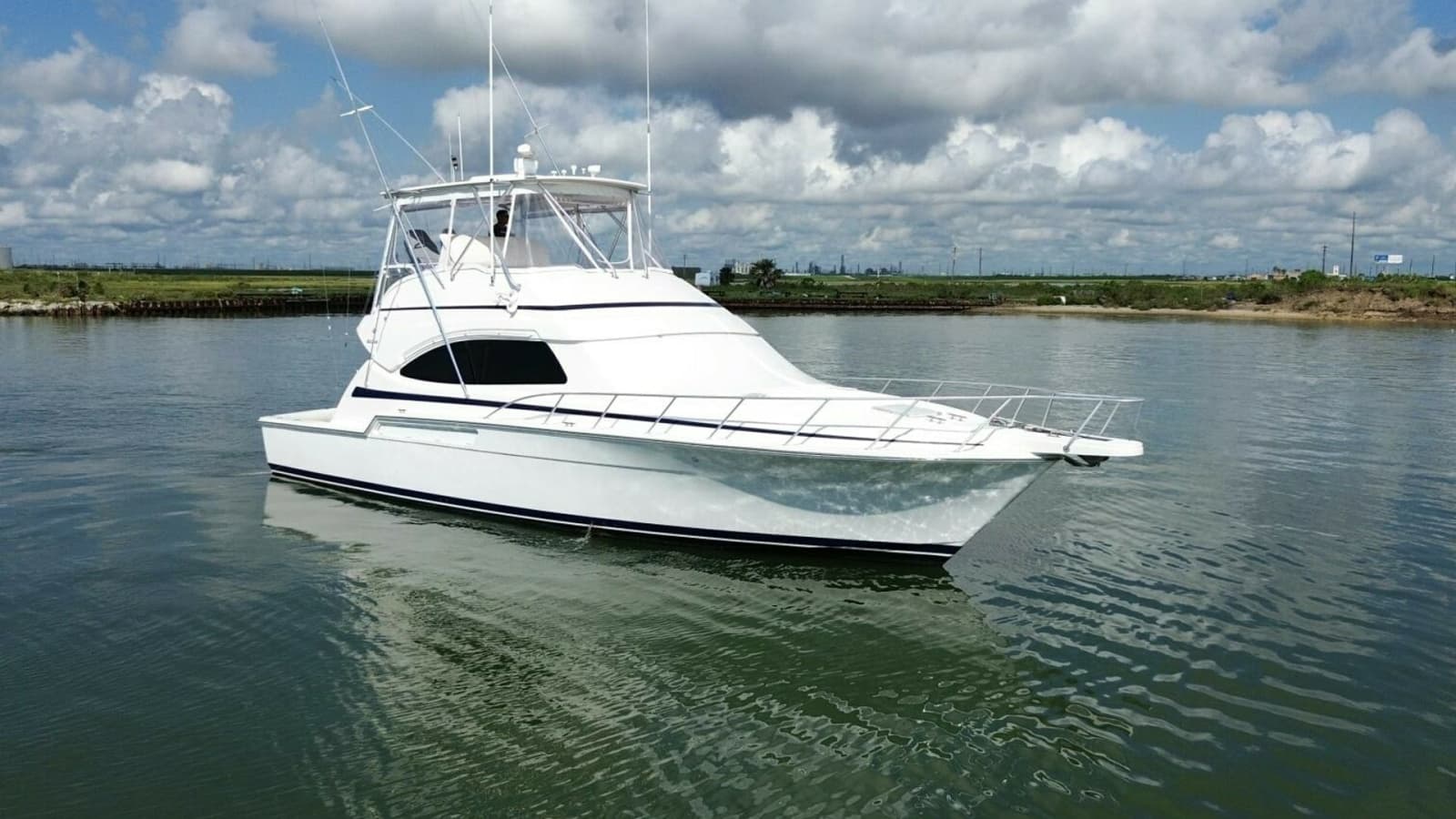 2007 Bertram 51 Convertible Smoker II