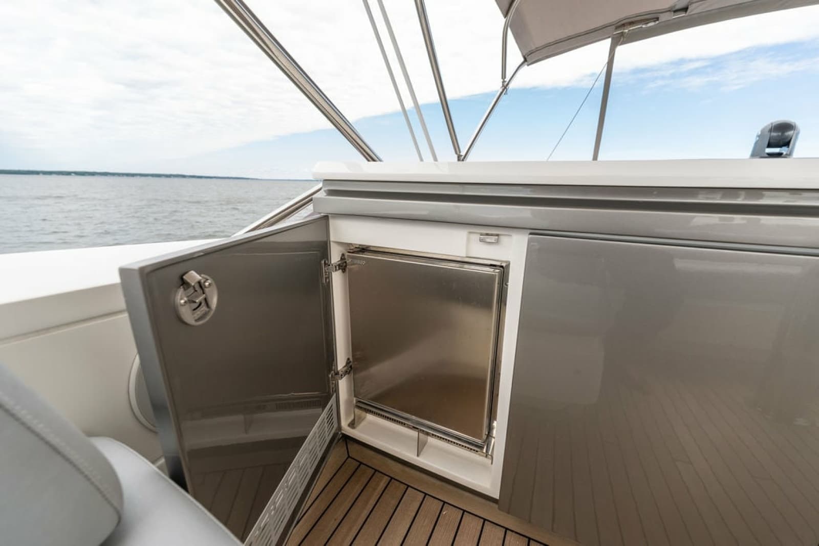 2020 Princess S66