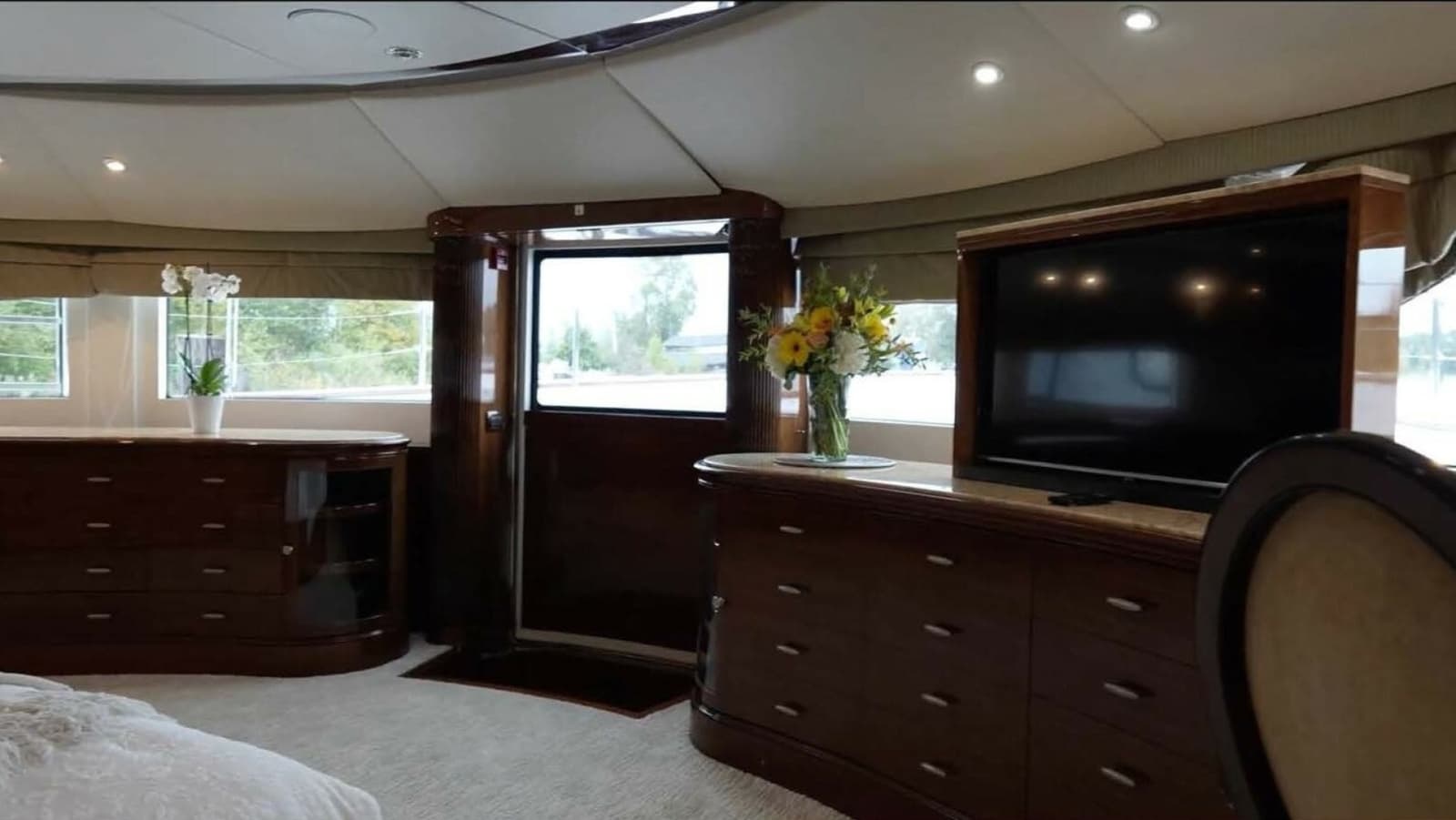 Benetti 145 Domani - Interior Master Stateroom
