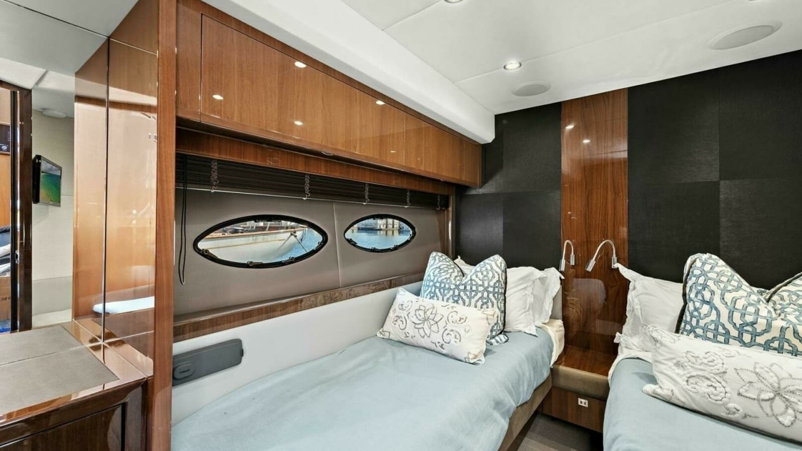 2015 Princess 72 Motor Yacht "LA-Z-BUOY"