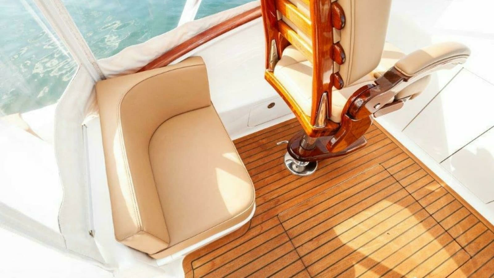 2024 Maverick Yachts Costa Rica 36 Walkaround- GAME ON- Helm