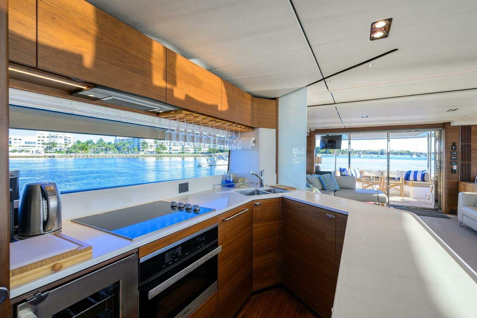 Princess Y78 - Janie II - Galley