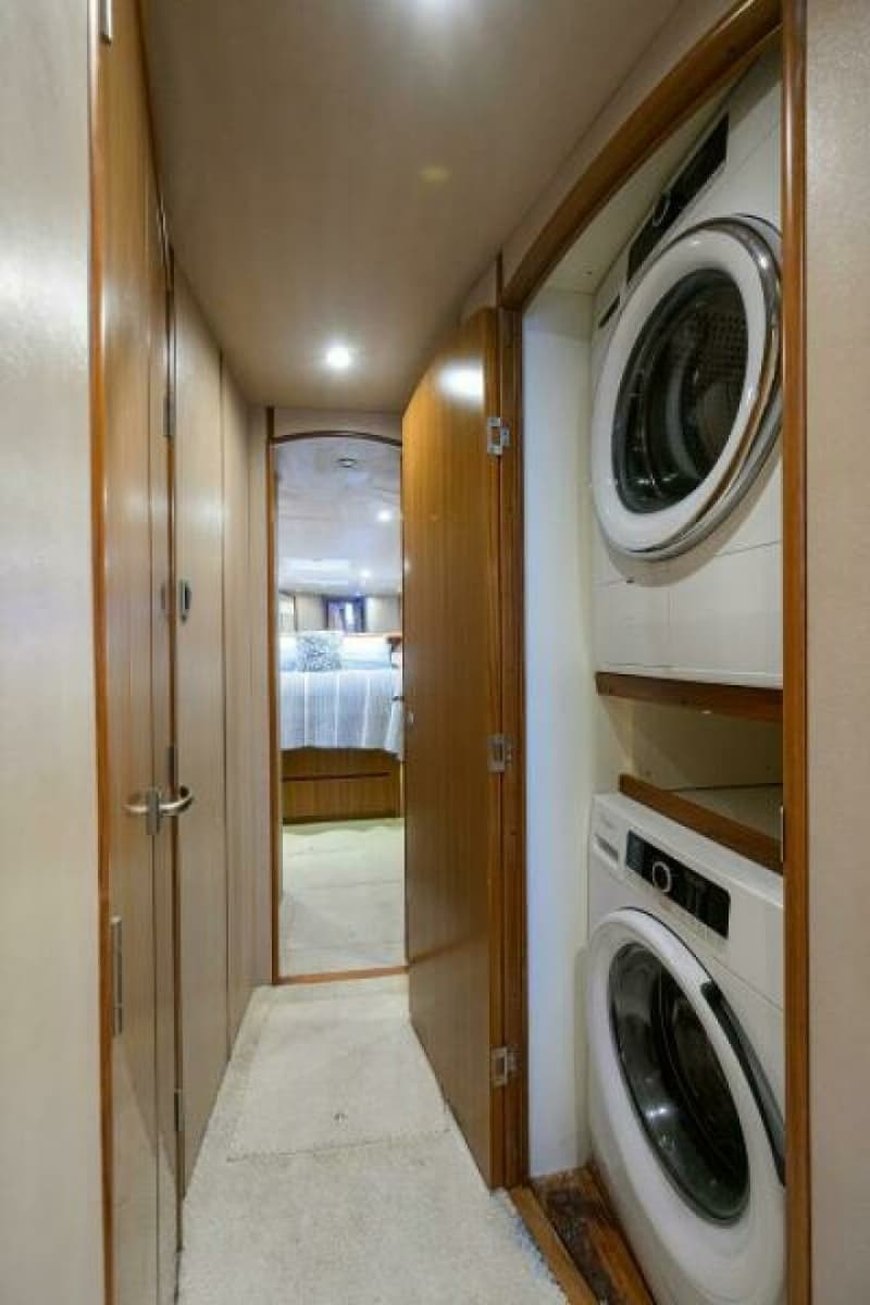 2008 Viking 60 Convertible
