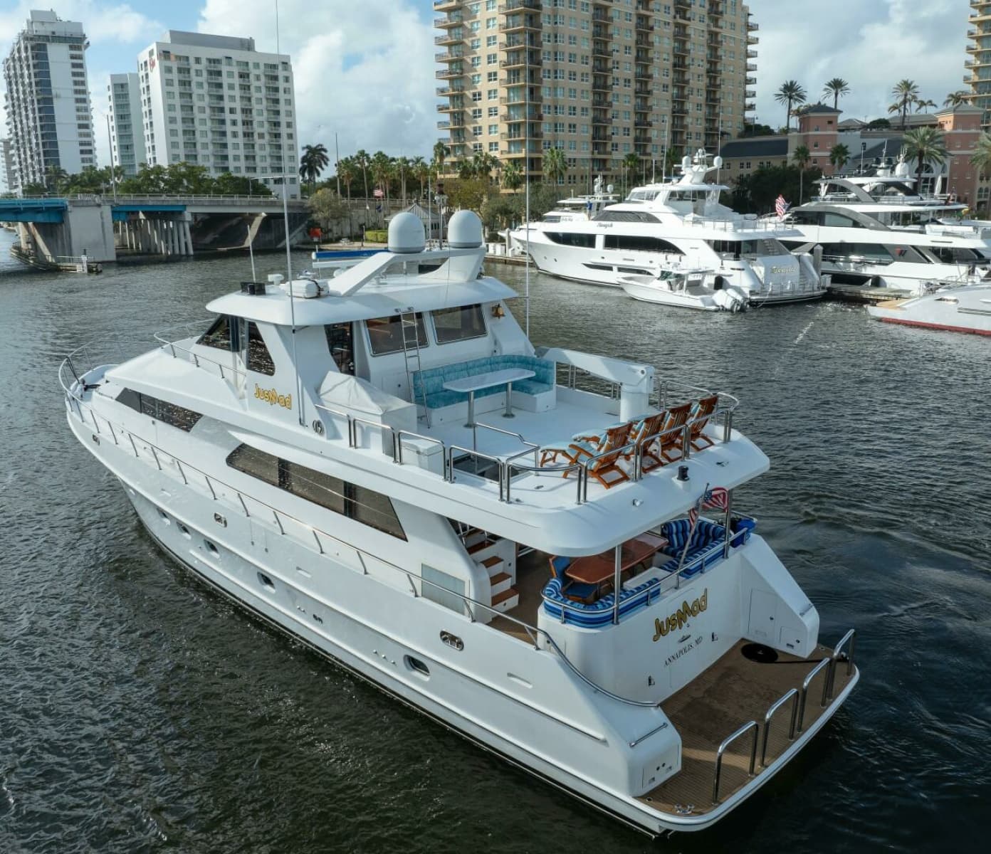 2005 Ocean Alexander 80 motoryacht