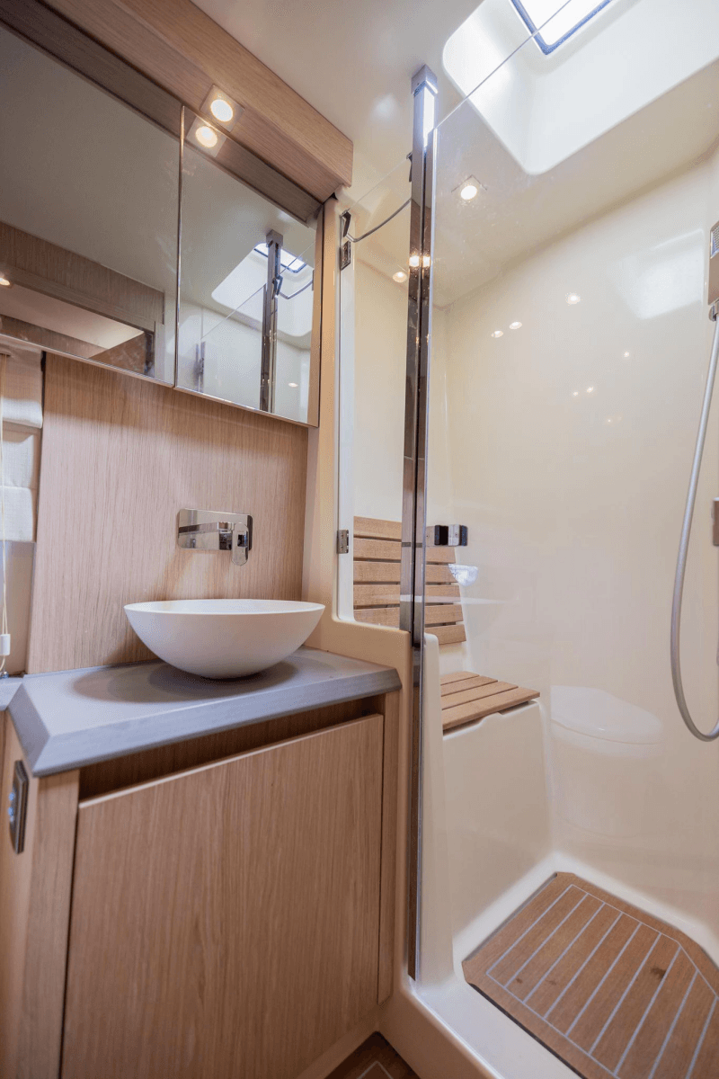 2016 Beneteau Monte Carlo 5