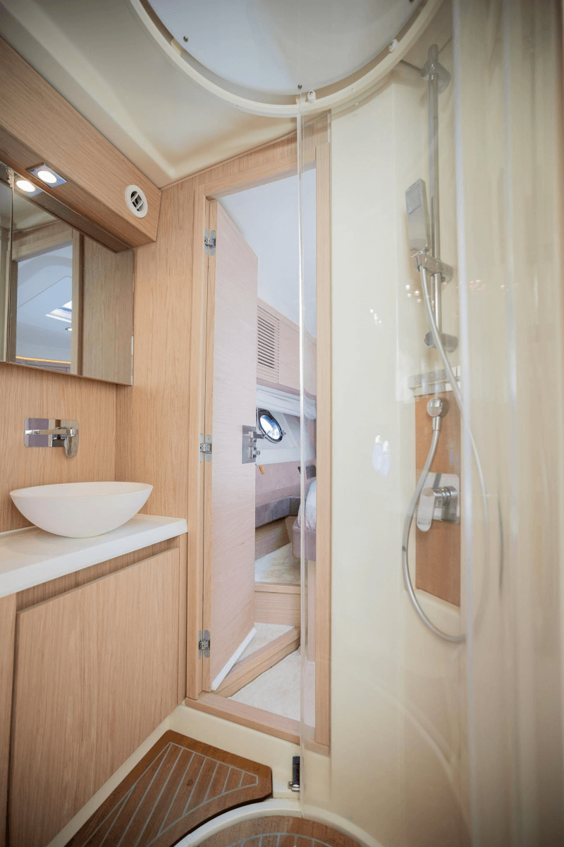 2016 Beneteau Monte Carlo 5