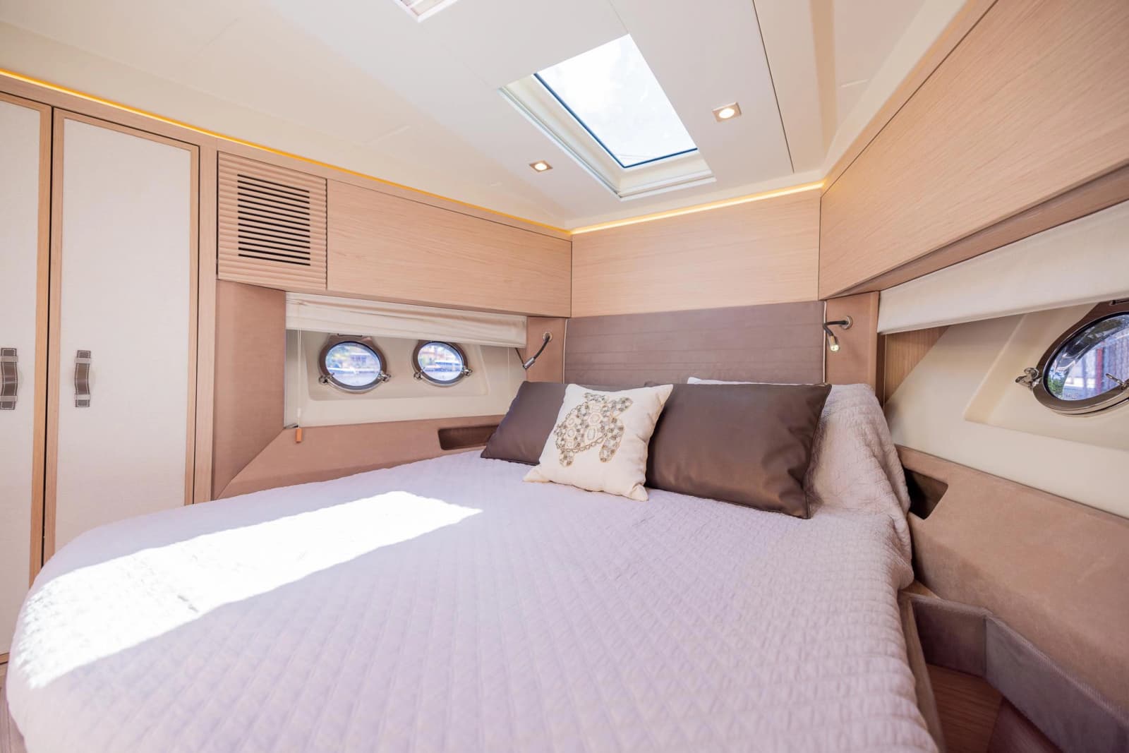 2016 Beneteau Monte Carlo 5