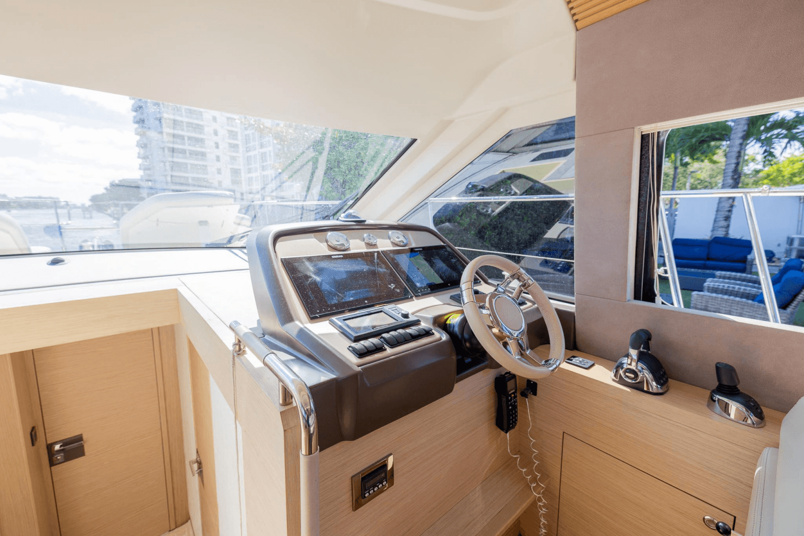 2016 Beneteau Monte Carlo 5