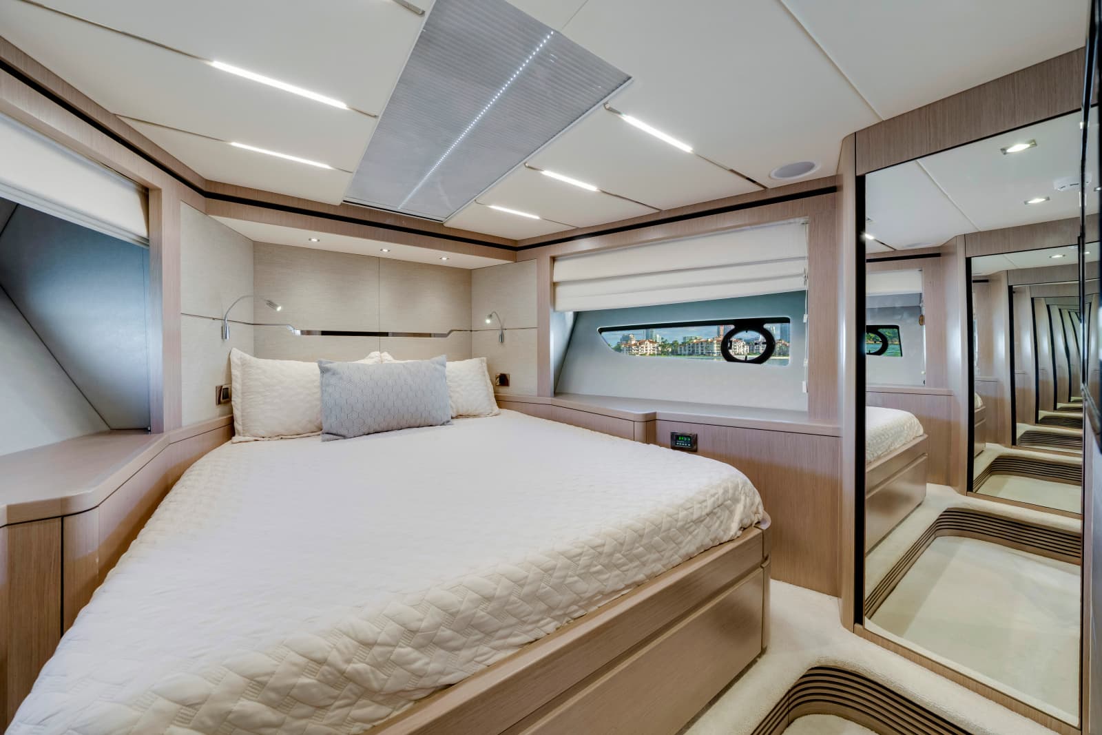 2018 Sunseeker Predator 68