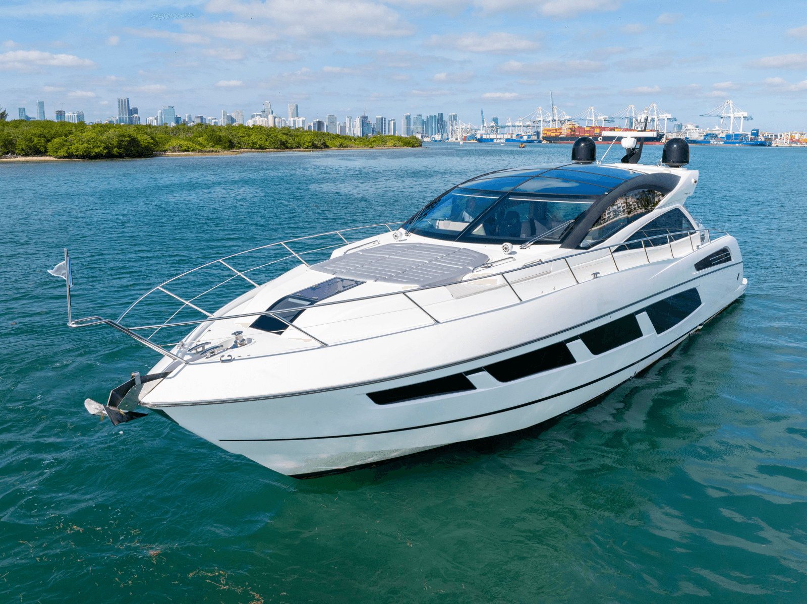 2018 Sunseeker Predator 68