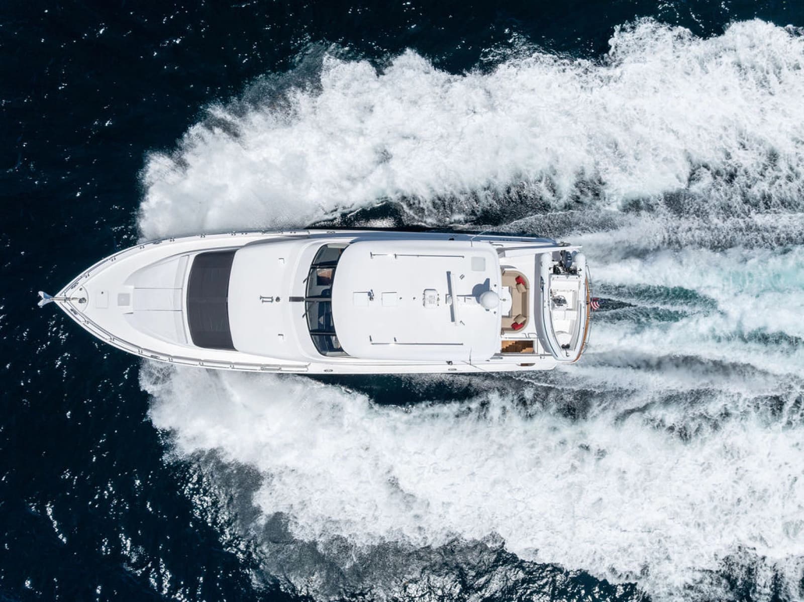 2013 Hatteras 80 Motor Yacht