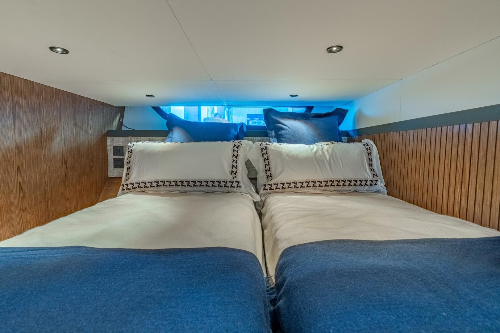 ECLIPSE 505 Shadow - 