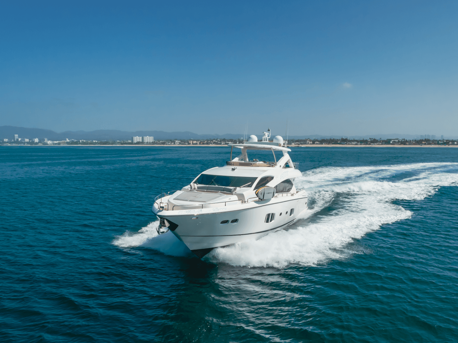 2011 Sunseeker 88 Yacht