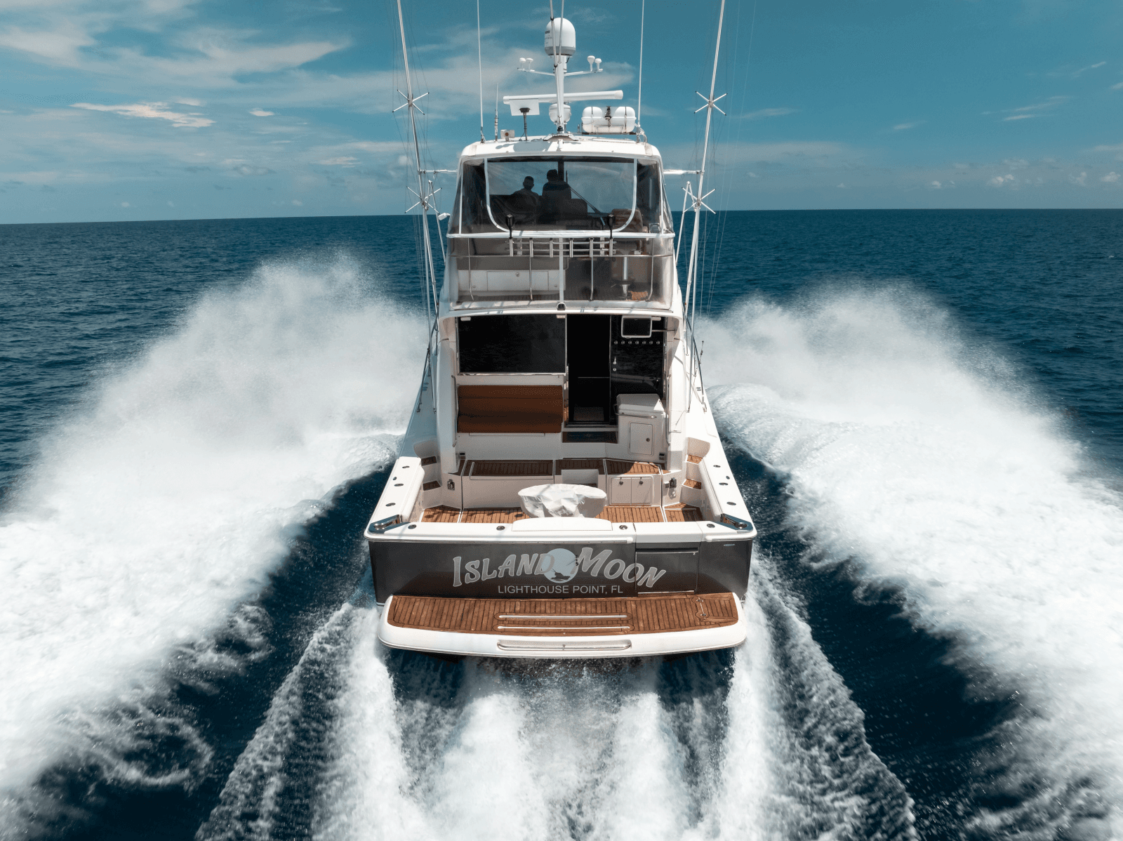 2013 Riviera 53 Enclosed Flybridge