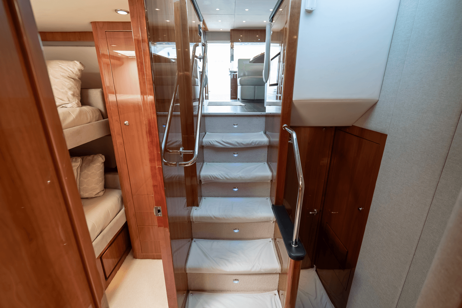 2013 Riviera 53 Enclosed Flybridge