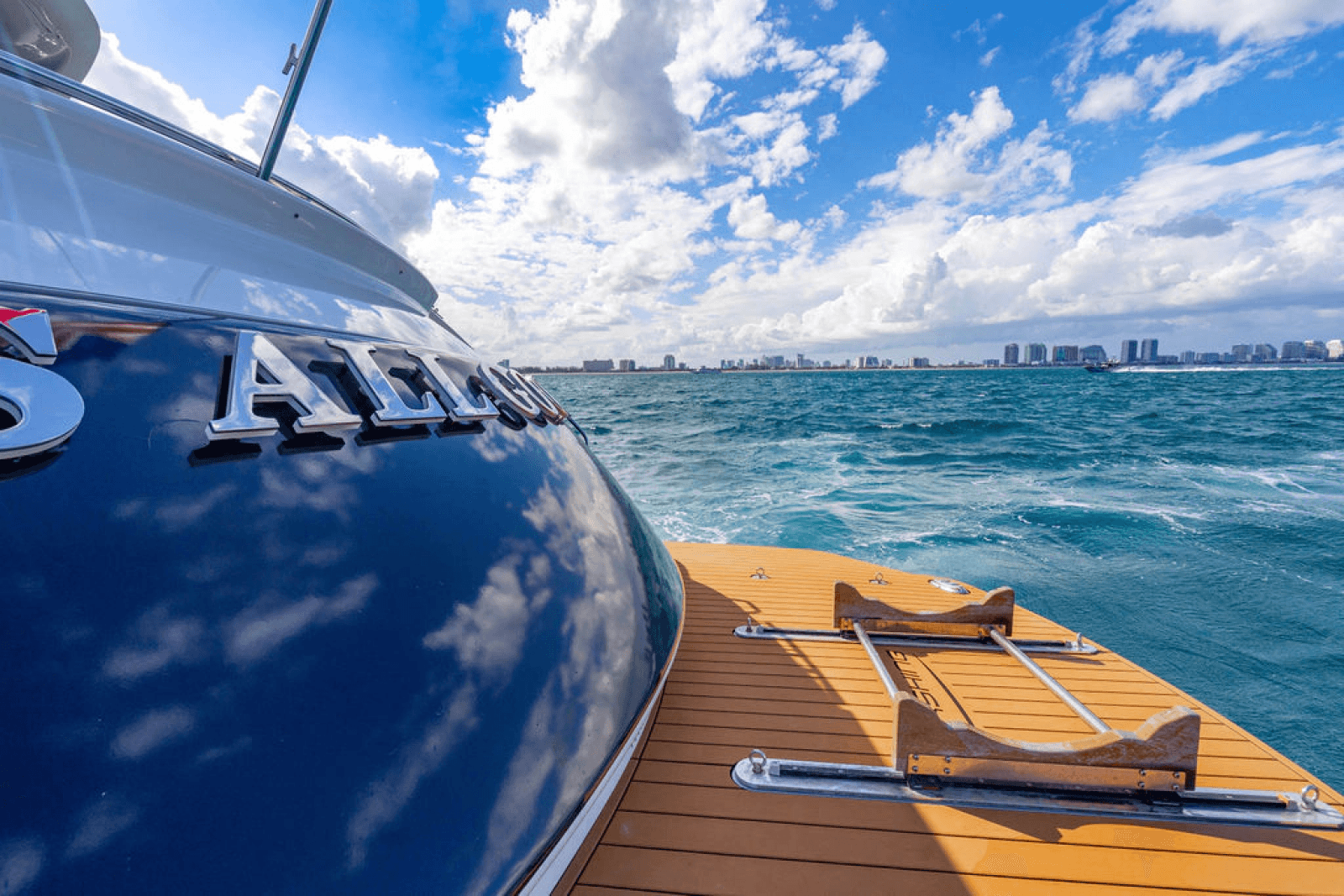2006 Pershing 62