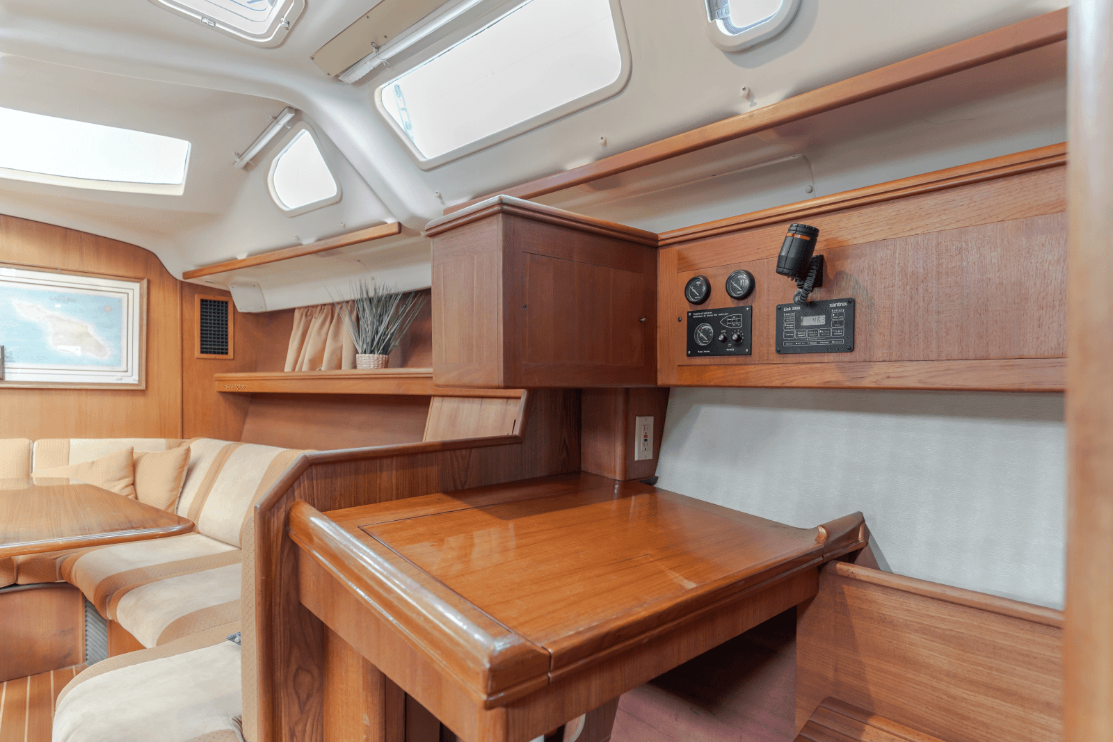 2001 Hunter Passage 450