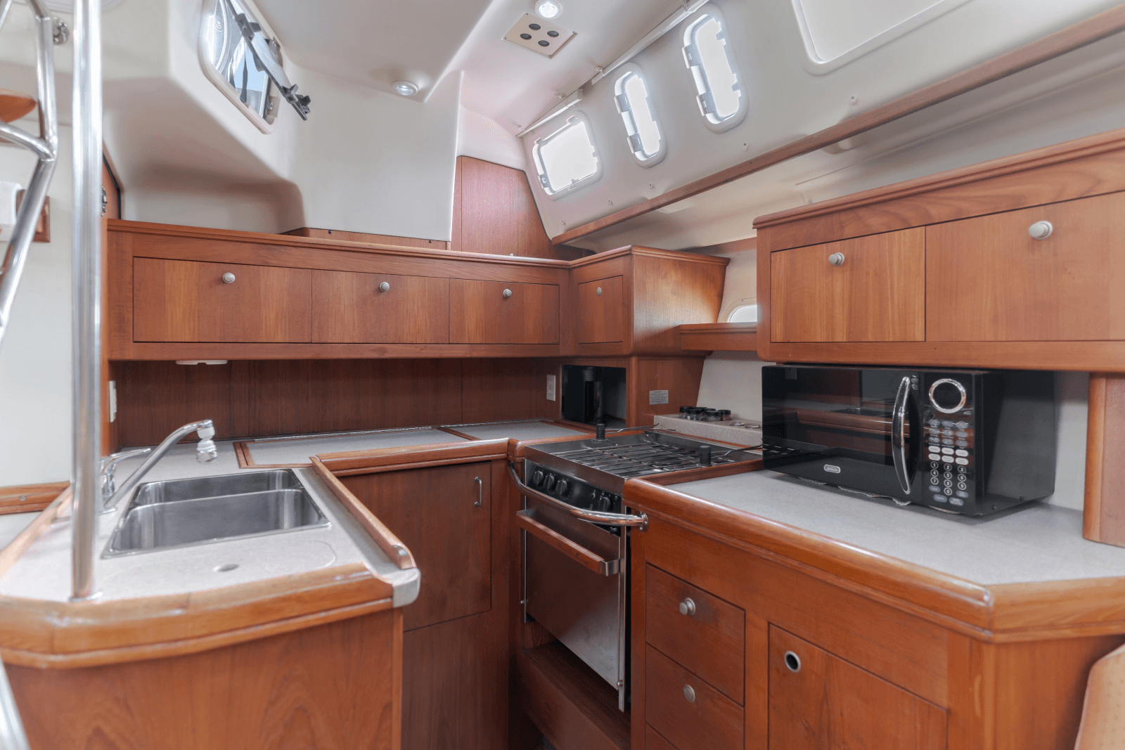 2001 Hunter Passage 450