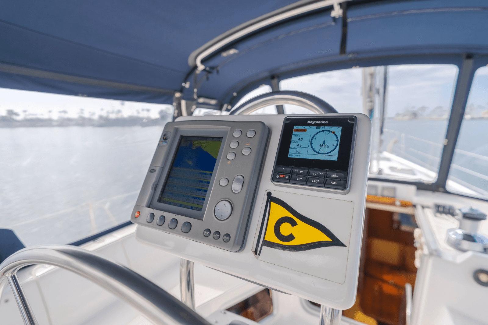 2001 Hunter Passage 450