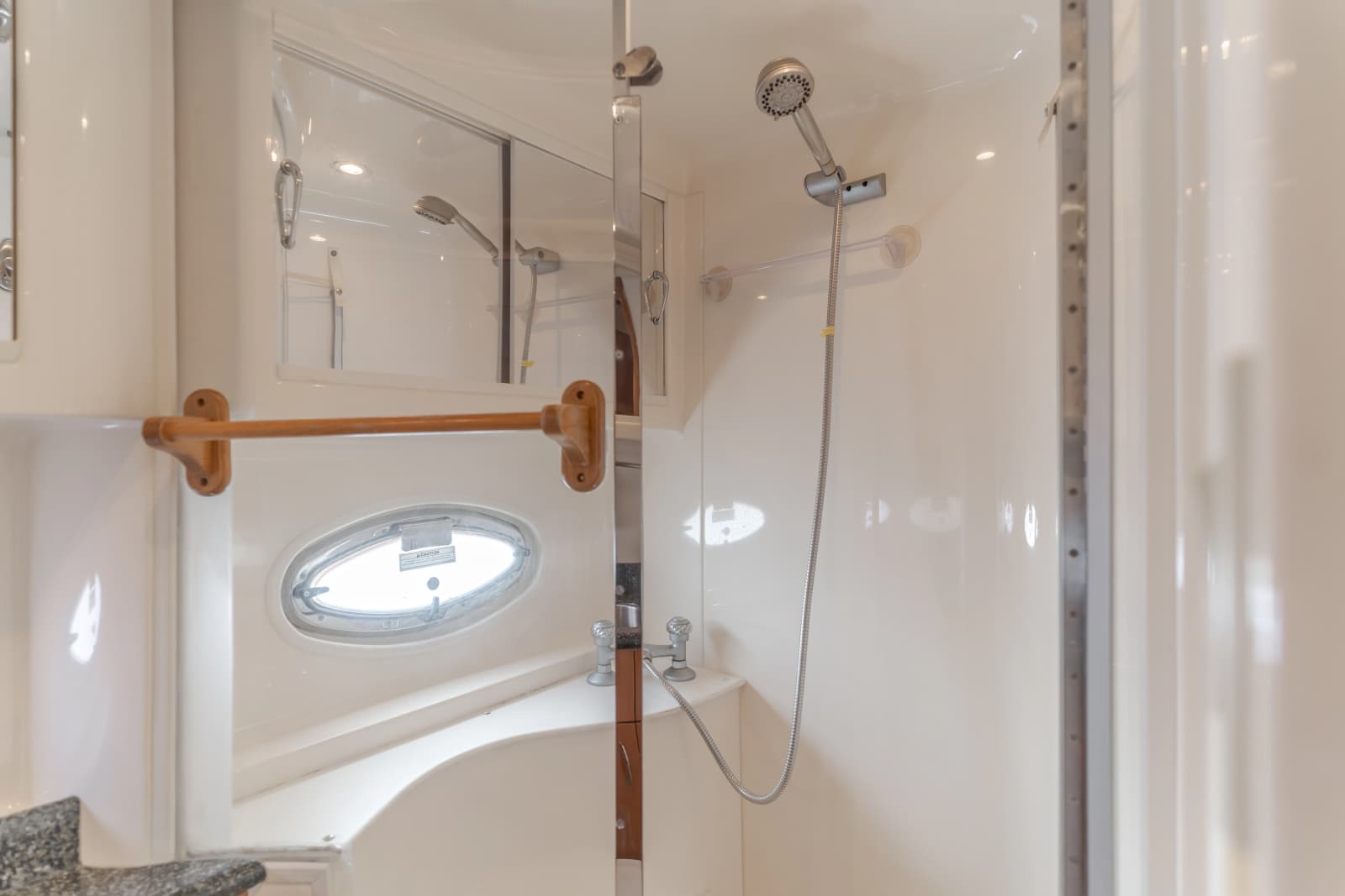2006 Carver 46 Motor Yacht