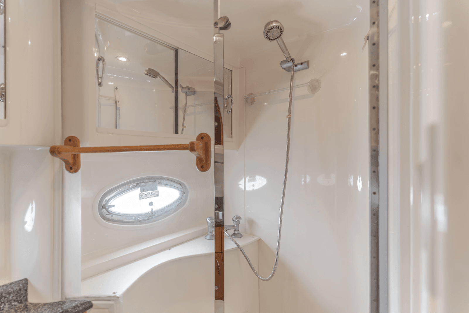 2006 Carver 46 Motor Yacht