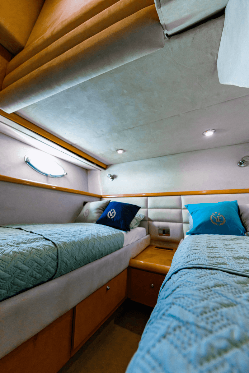 2003 Sunseeker Manhattan 56