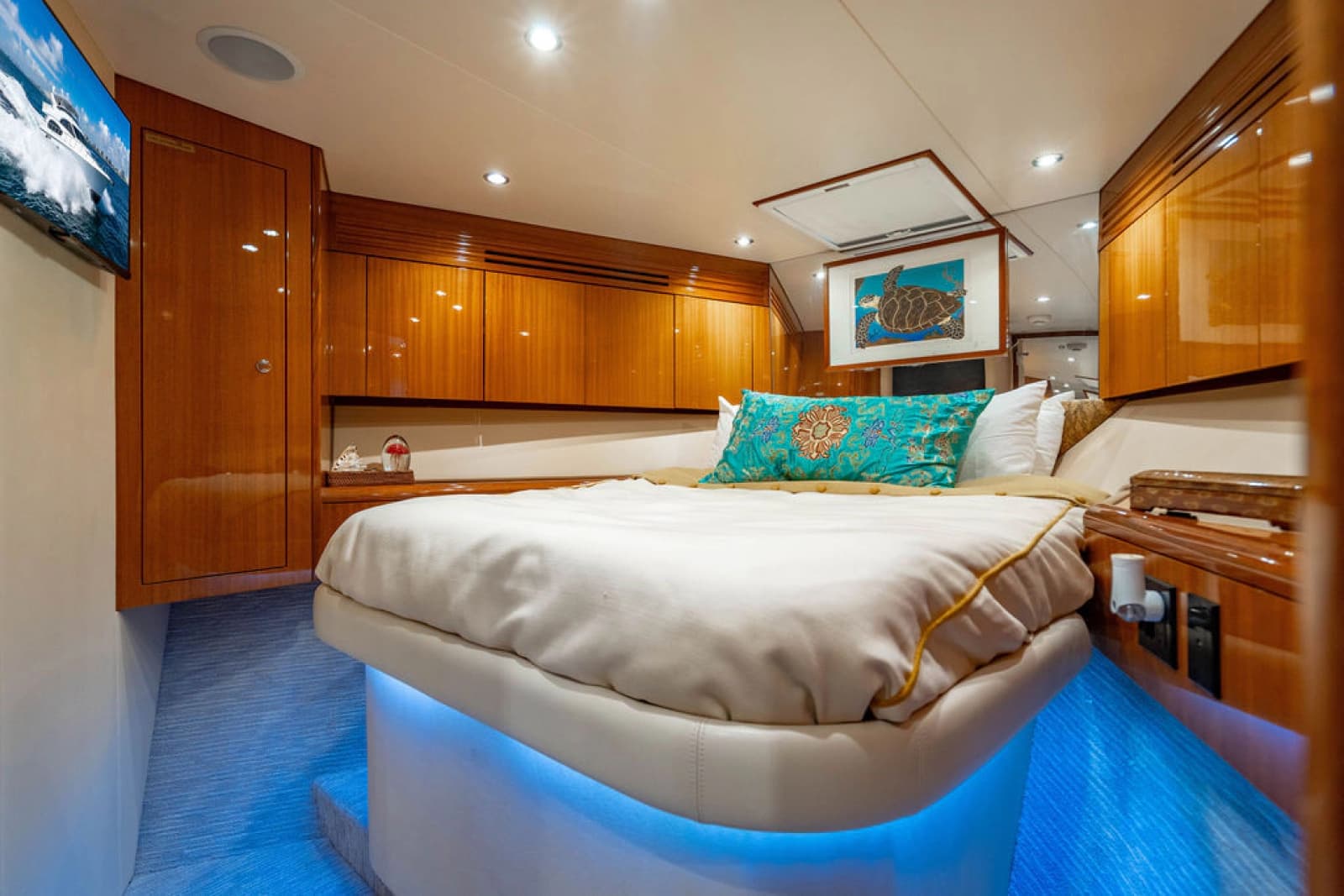2006 Hatteras 64 Motor Yacht