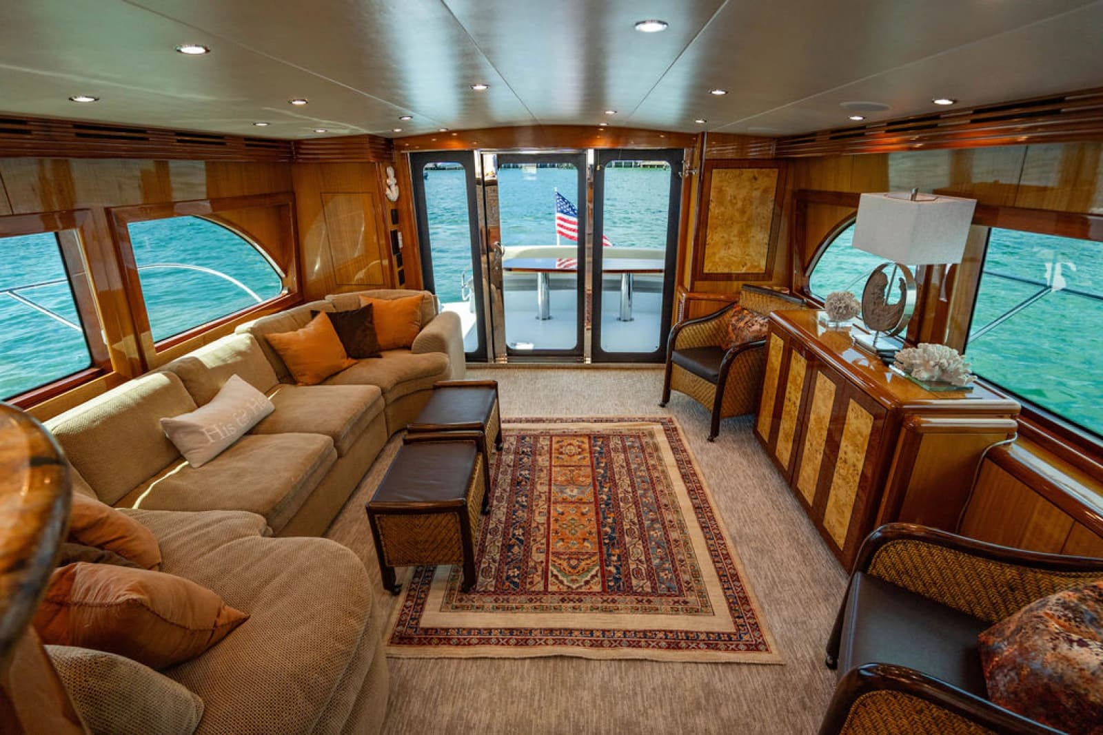 2006 Hatteras 64 Motor Yacht