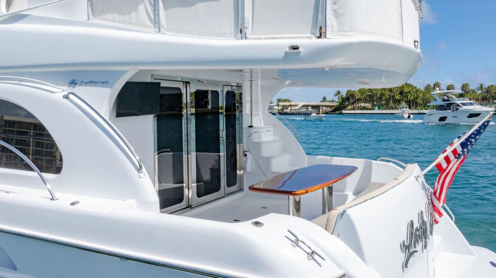 2006 Hatteras 64 Motor Yacht