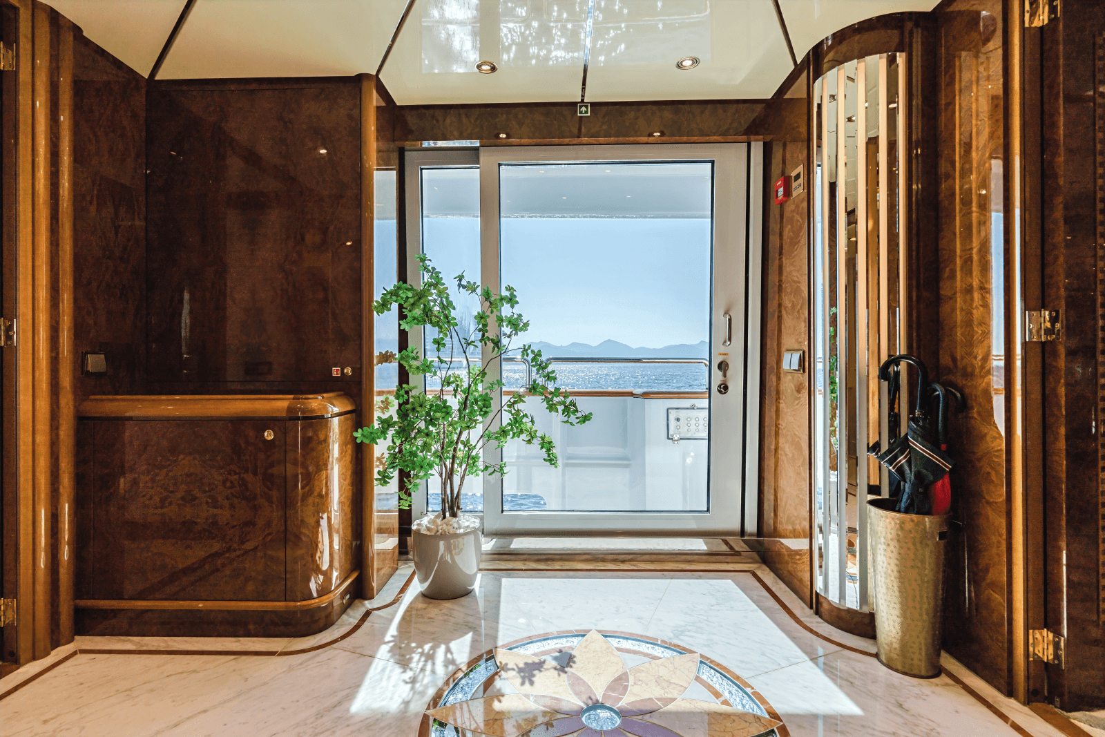2001 Heesen Yachts 40M